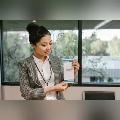 周茉